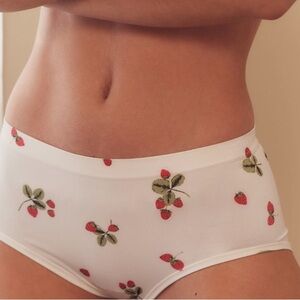 Anthropologie Renna Strawberry Print White Briefs S/M new with tags